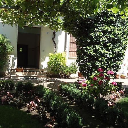 Spagna B&B Верона Экстерьер фото
